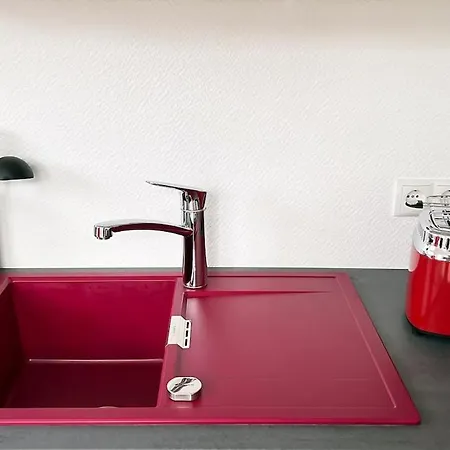 アパート Bonquartier - Design Mit Balkon, Arbeitsplatz Und Parkplatz *