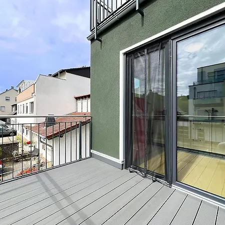 Bonquartier - Design Mit Balkon, Arbeitsplatz Und Parkplatz アパート Wachtberg