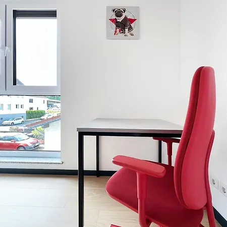 アパート Bonquartier - Design Mit Balkon, Arbeitsplatz Und Parkplatz *