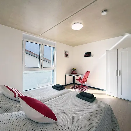 Bonquartier - Design Mit Balkon, Arbeitsplatz Und Parkplatz فاختبيرغ