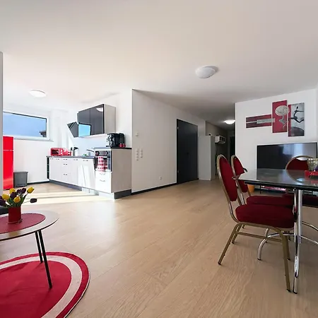 Bonquartier - Design Mit Balkon, Arbeitsplatz Und Parkplatz *