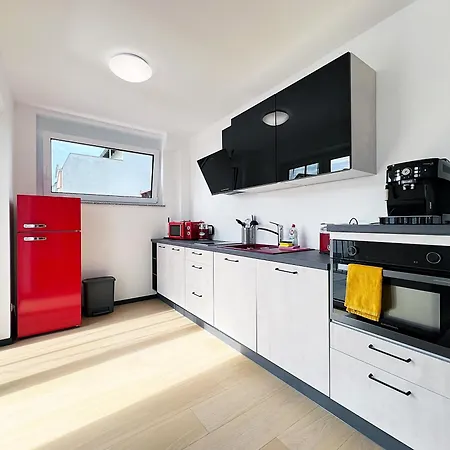 Bonquartier - Design Mit Balkon, Arbeitsplatz Und Parkplatz Wachtberg