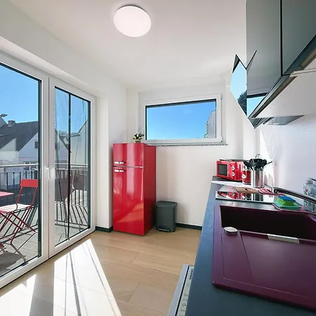 Bonquartier - Design Mit Balkon, Arbeitsplatz Und Parkplatz Wachtberg