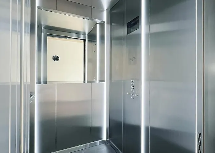 Appartement Bonquartier - Design Mit Balkon, Arbeitsplatz Und Parkplatz