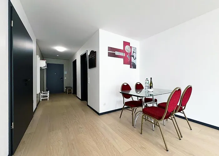 Appartement Bonquartier - Design Mit Balkon, Arbeitsplatz Und Parkplatz Wachtberg
