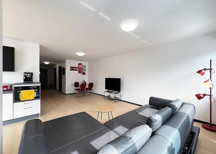 Bonquartier - Design Mit Balkon, Arbeitsplatz Und Parkplatz * فاختبيرغ