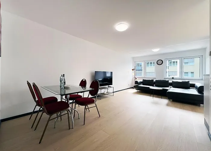 شقة Bonquartier - Design Mit Balkon, Arbeitsplatz Und Parkplatz *