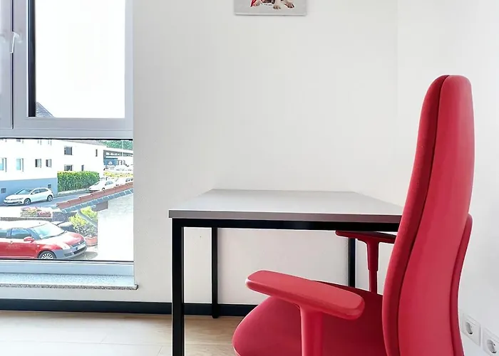 شقة Bonquartier - Design Mit Balkon, Arbeitsplatz Und Parkplatz *