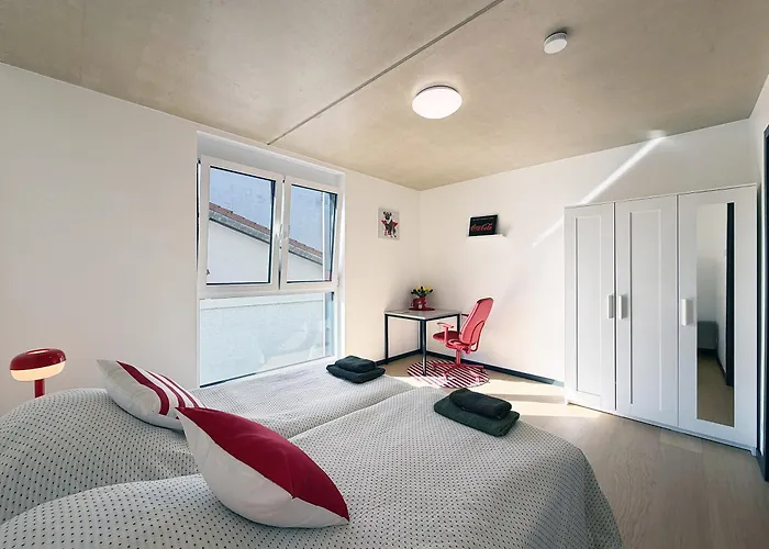 Bonquartier - Design Mit Balkon, Arbeitsplatz Und Parkplatz فاختبيرغ