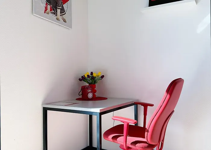 Bonquartier - Design Mit Balkon, Arbeitsplatz Und Parkplatz