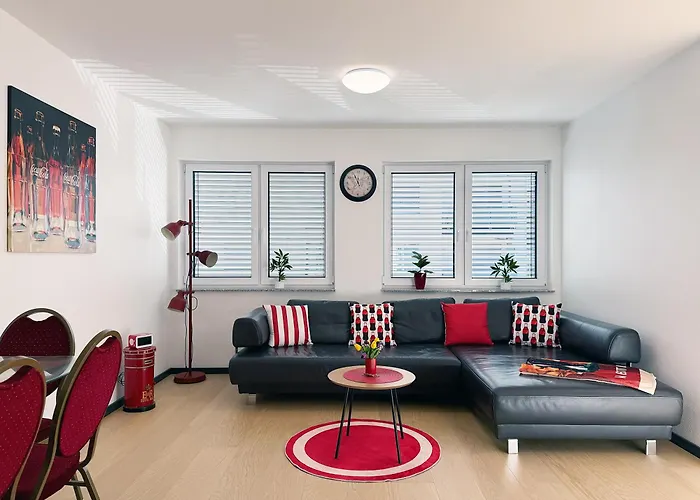 Bonquartier - Design Mit Balkon, Arbeitsplatz Und Parkplatz شقة