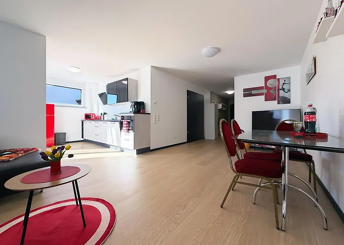 Bonquartier - Design Mit Balkon, Arbeitsplatz Und Parkplatz *